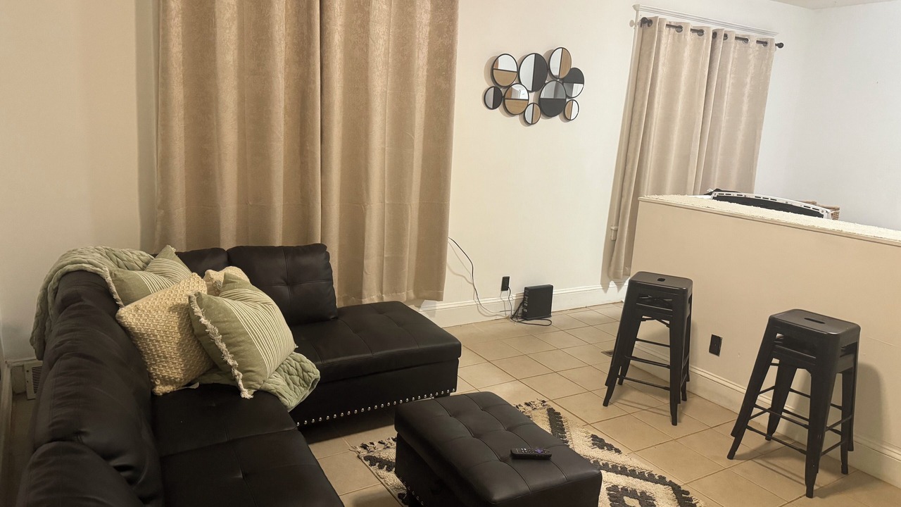 Photo of Livingroom in Trenton