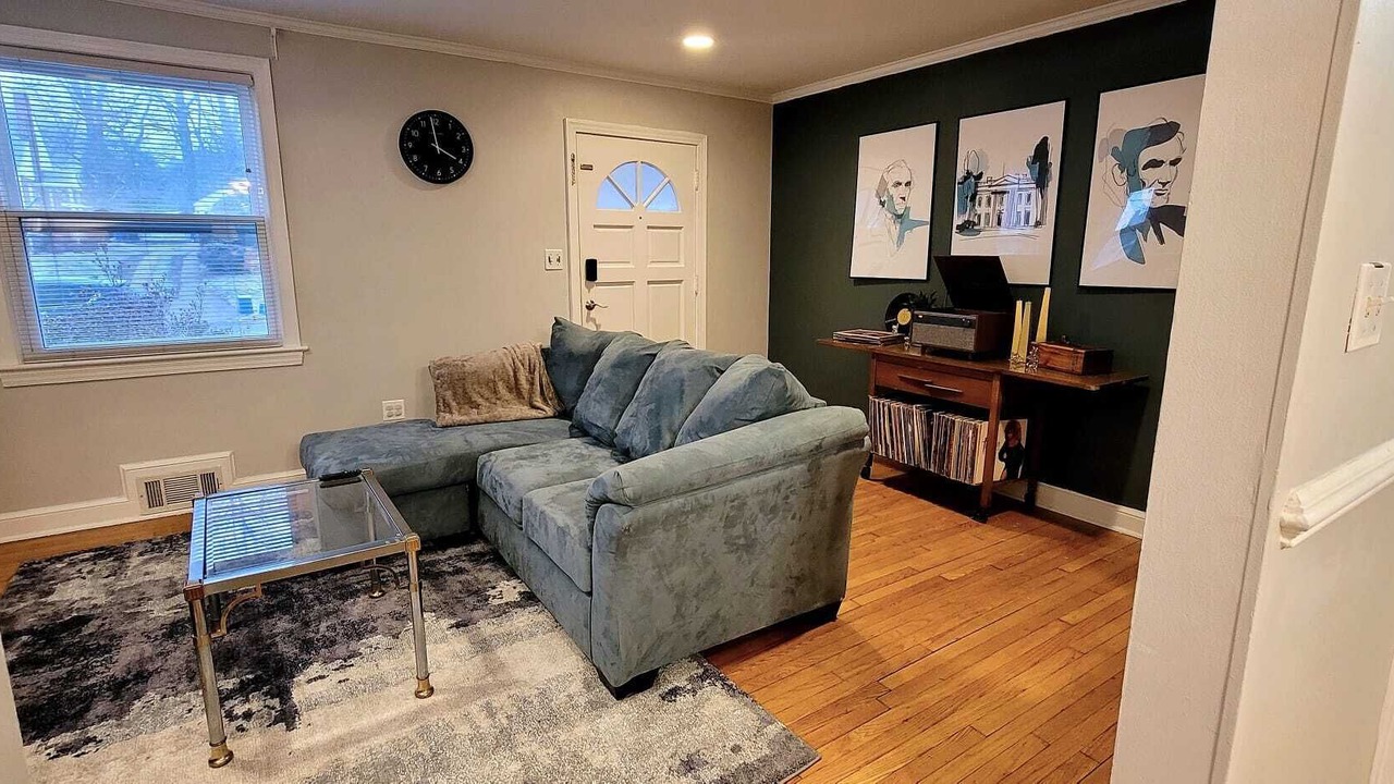 Photo of Livingroom in Silver Spring