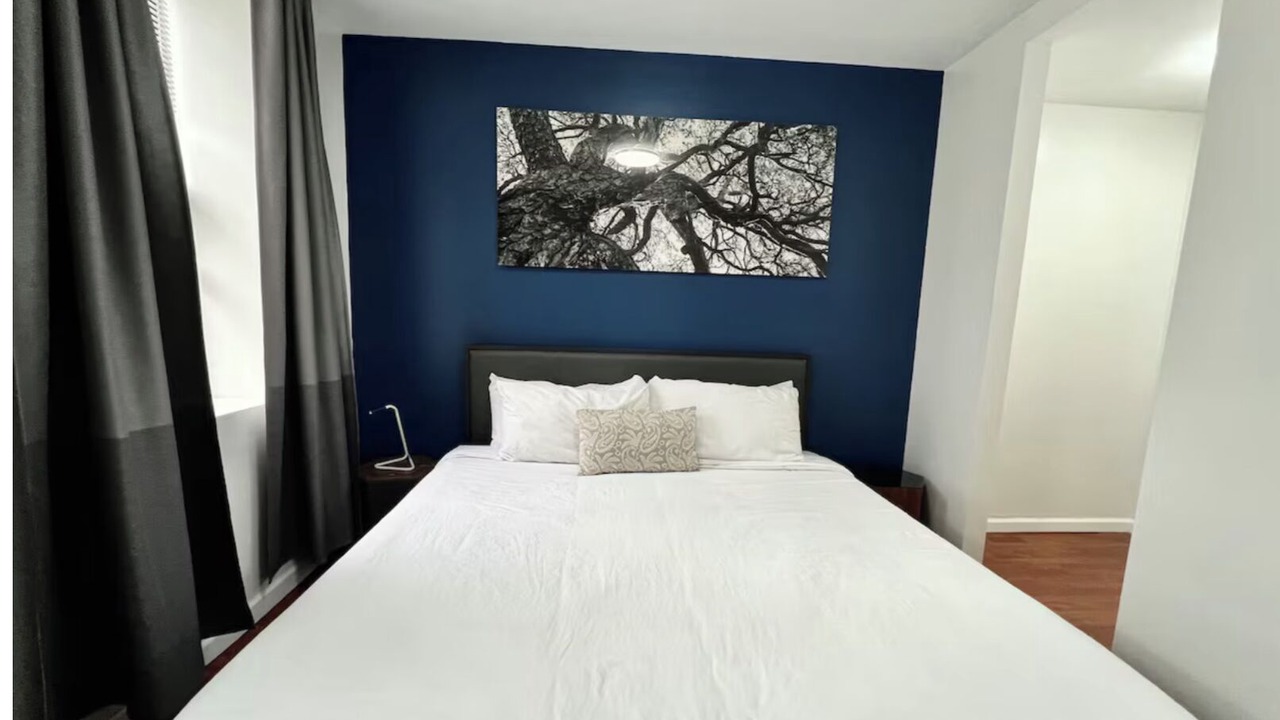 Photo of Bedroom in Chinatown
