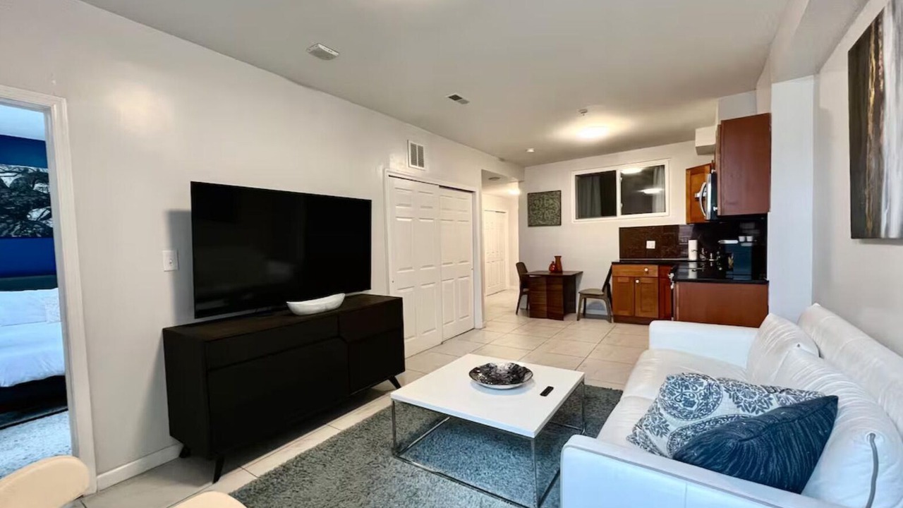 Photo of Livingroom in Chinatown