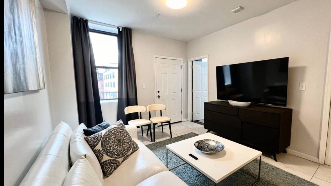 Photo of Livingroom in Chinatown