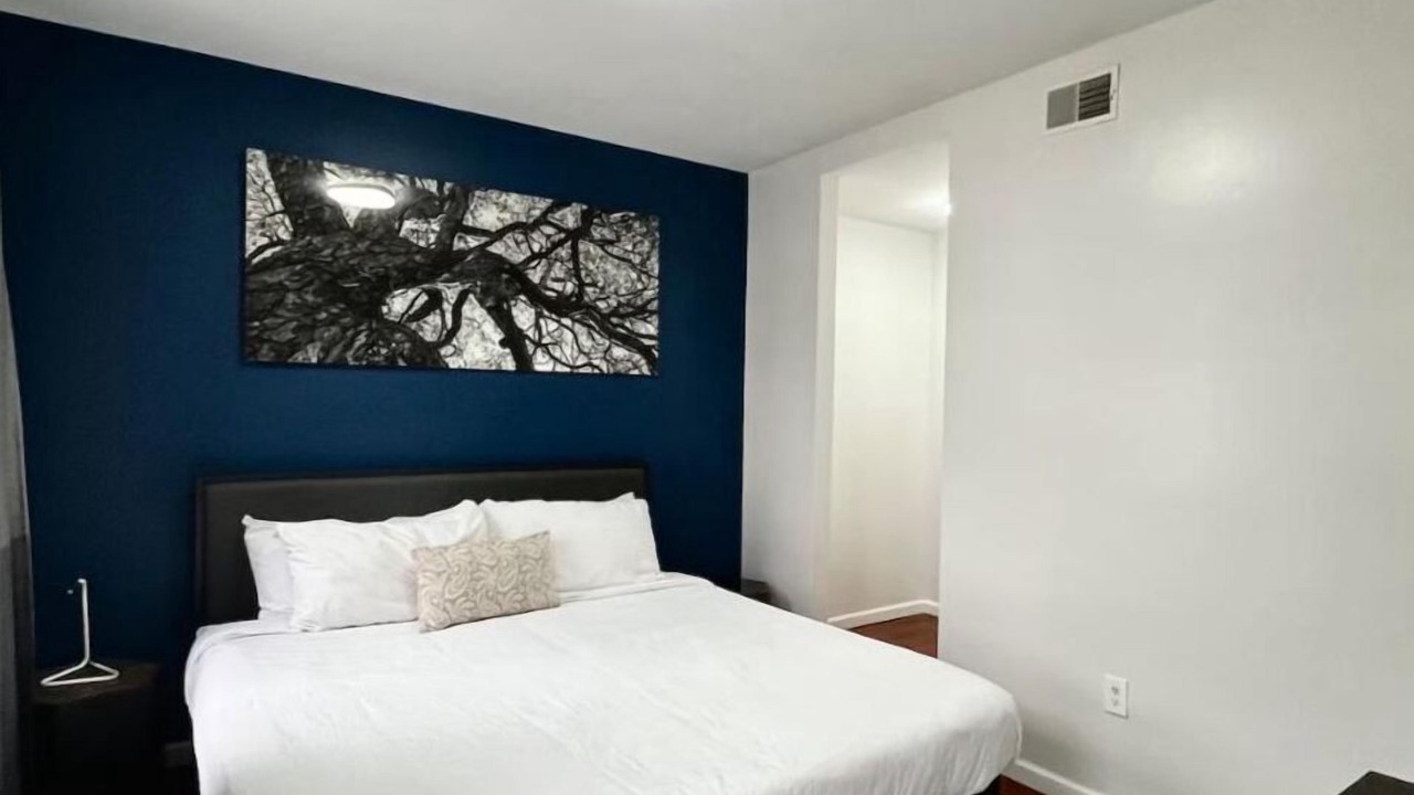 Photo of Bedroom in Chinatown