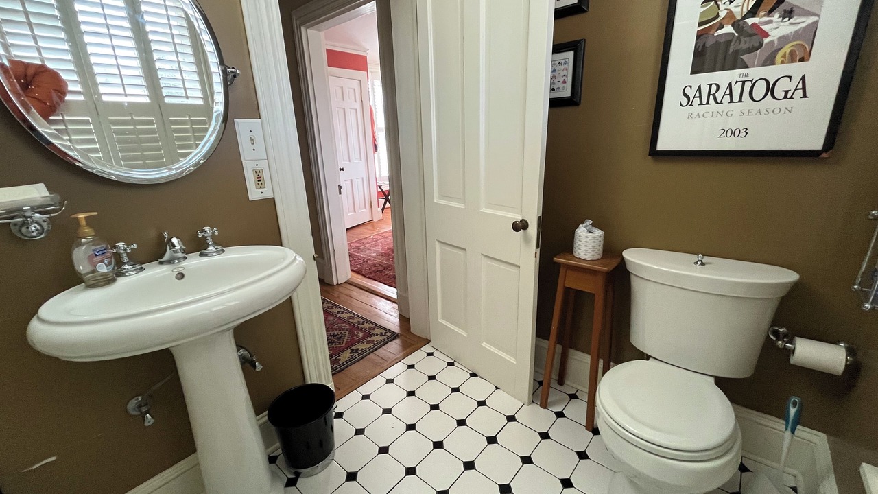 Photo of Bathroom in Fork