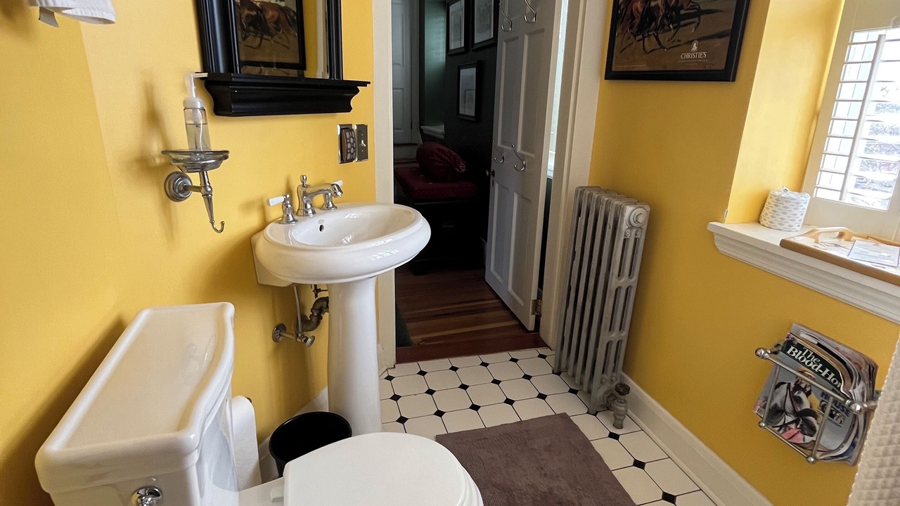 Photo of Bathroom in Fork
