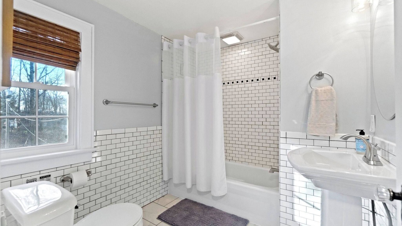 Photo of Bathroom in Saint Marys  Allen County