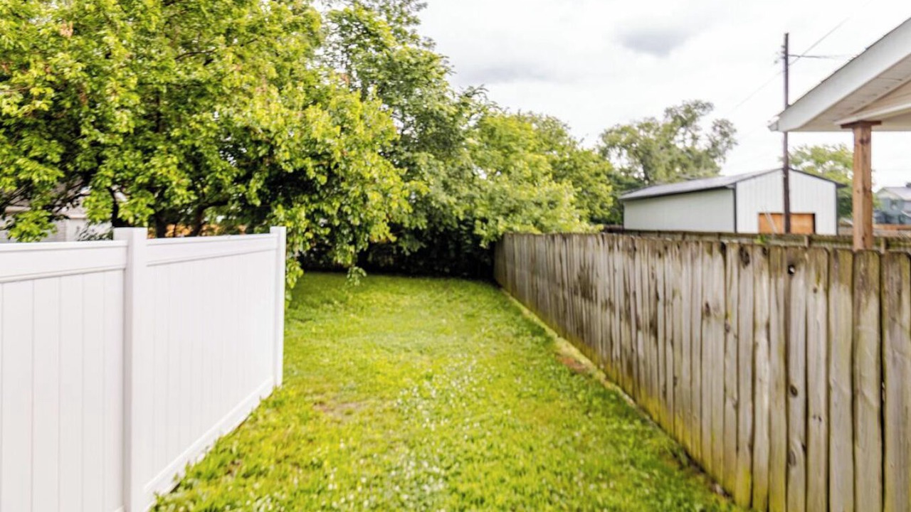 Photo of Outdoor in Merion Village