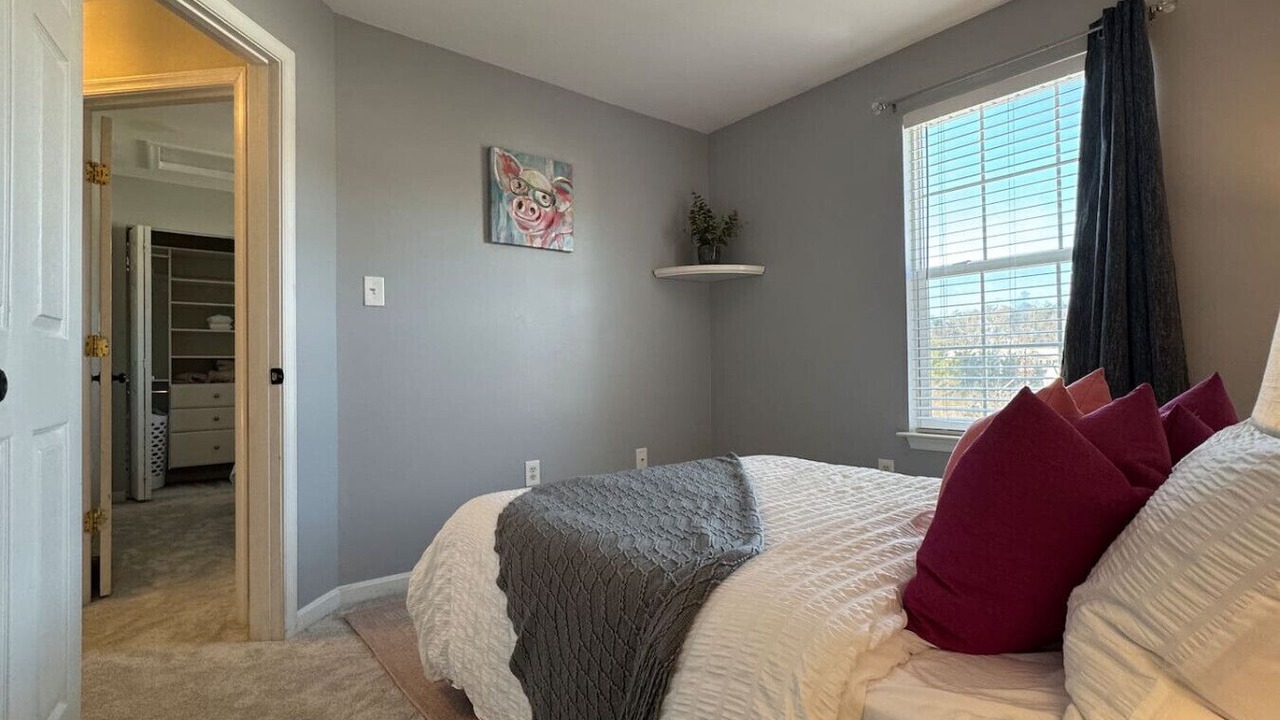 Photo of Bedroom in Manassas