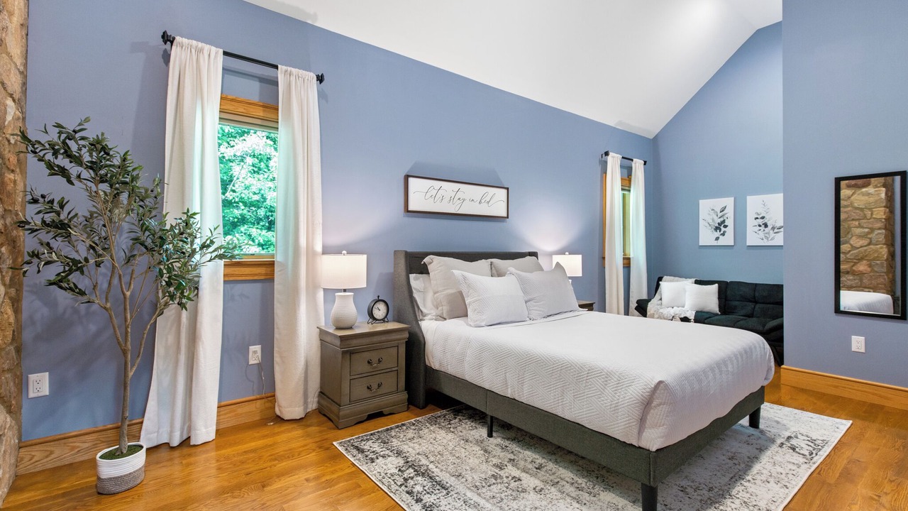 Photo of Bedroom in Rexmont