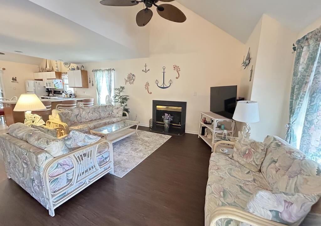 Photo of Livingroom in Diamond Beach