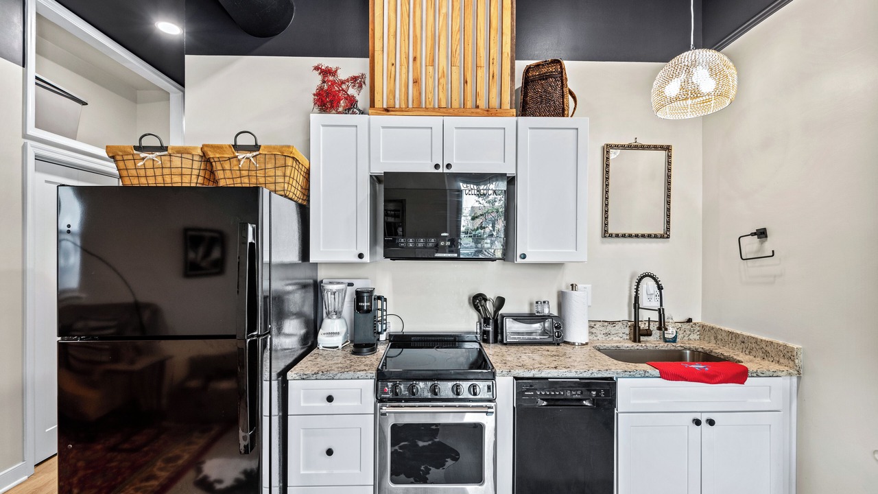 Photo of Kitchen in Issue
