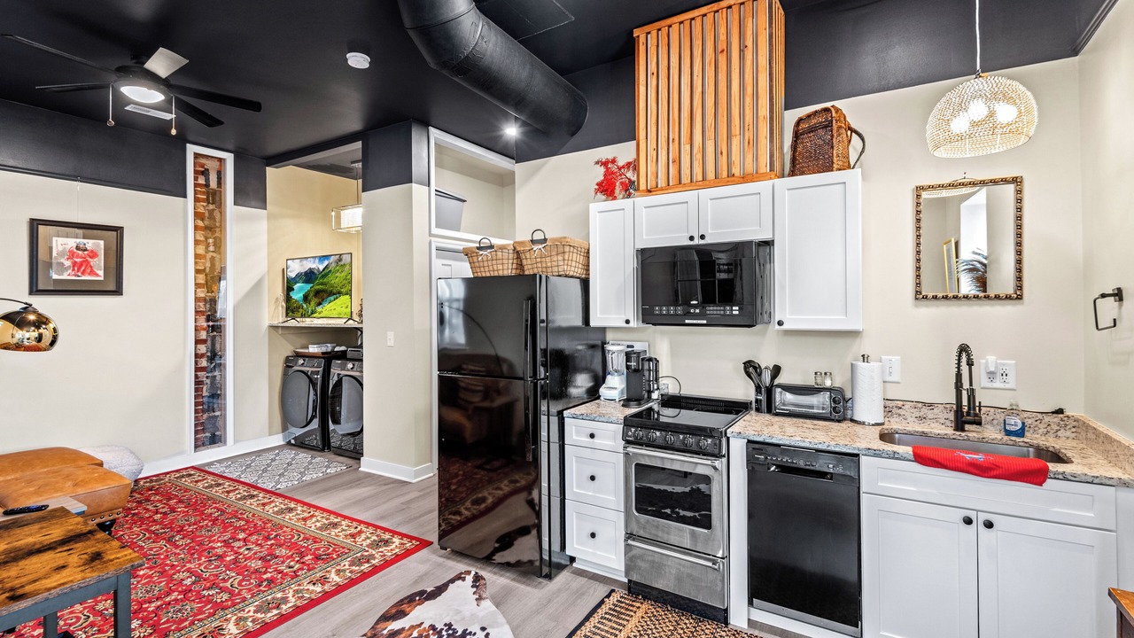 Photo of Kitchen in Issue