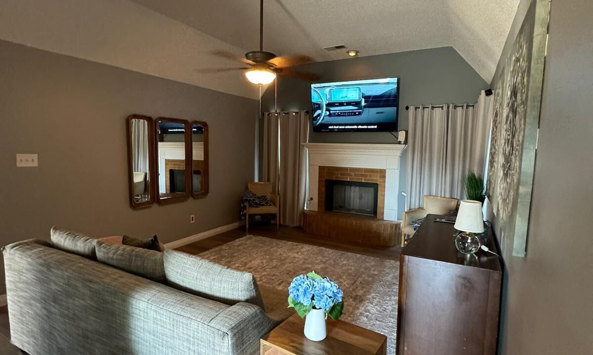Photo of Livingroom in Olive Branch