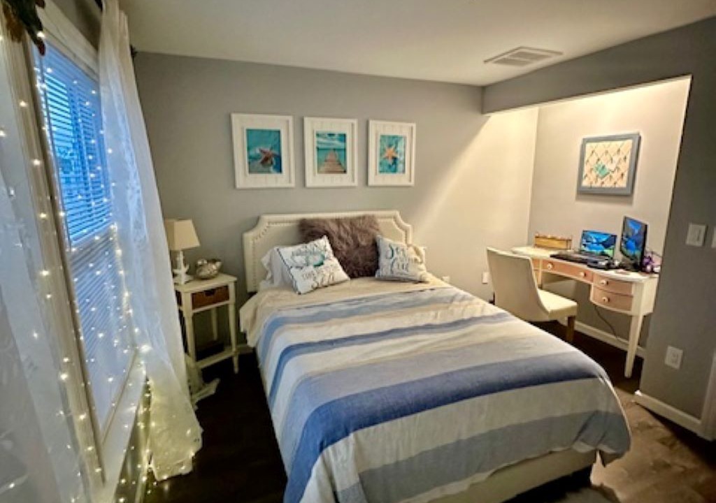 Photo of Bedroom in Mystic Island