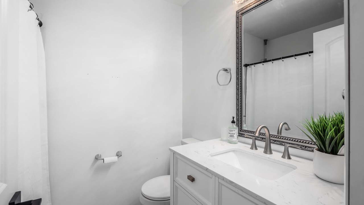 Photo of Bathroom in West Columbus