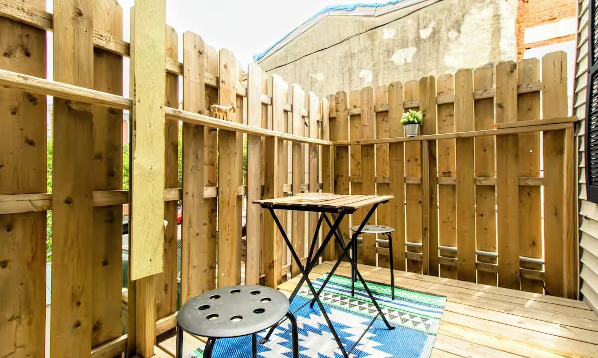 Photo of Outdoor in Kensington