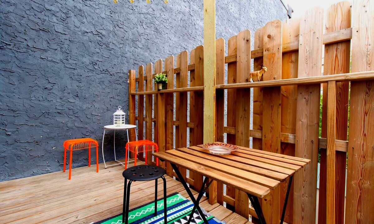 Photo of Outdoor in Kensington