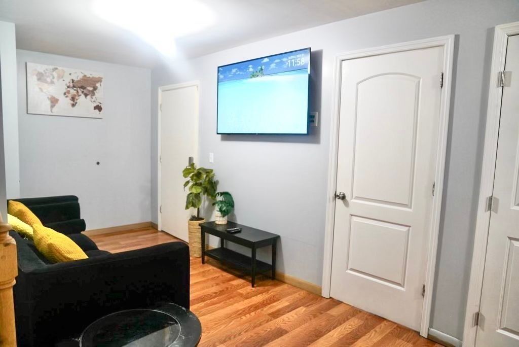 Photo of Livingroom in Ampere