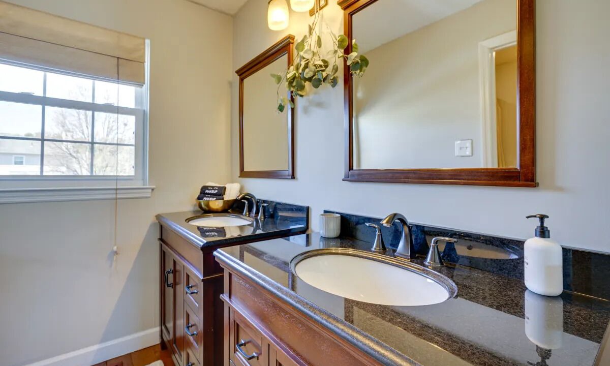 Photo of Bathroom in Lumberton