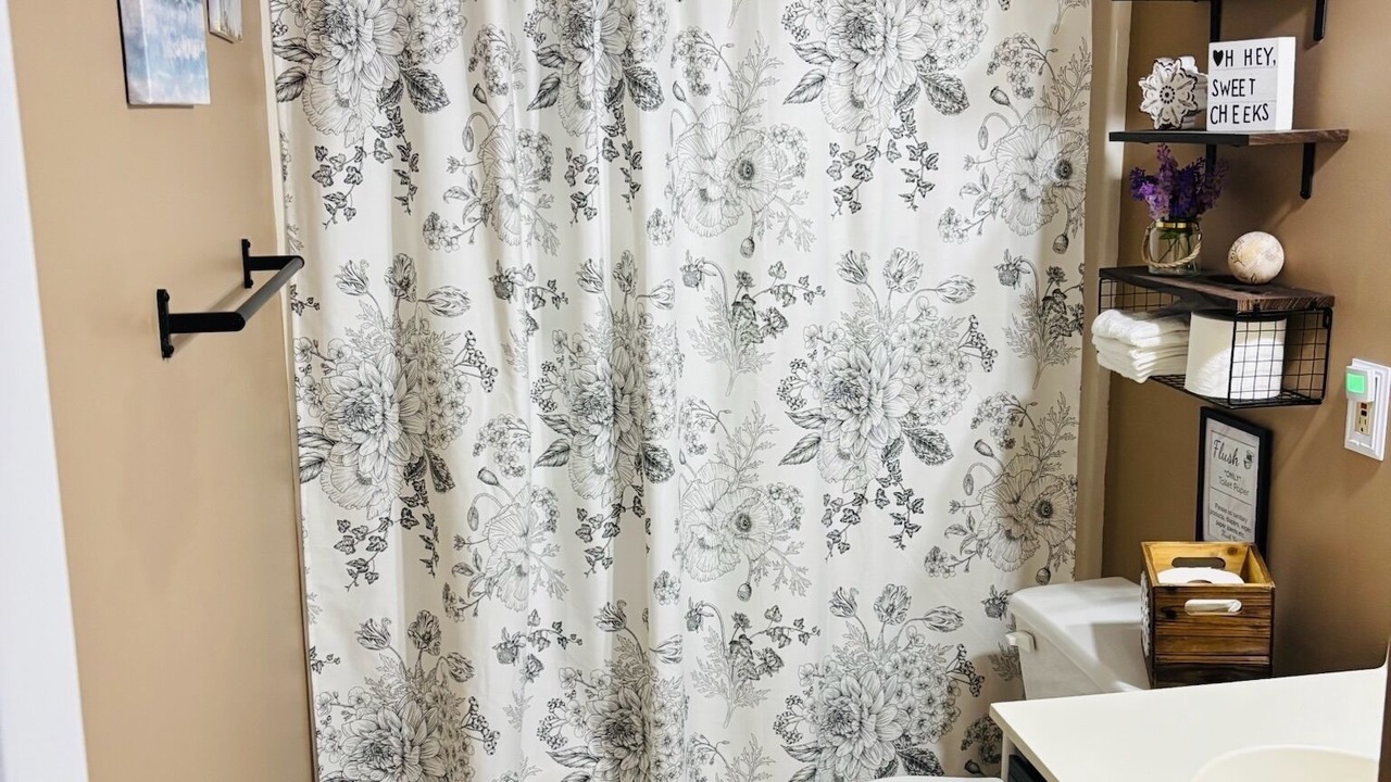 Photo of Bathroom in Lackawaxen