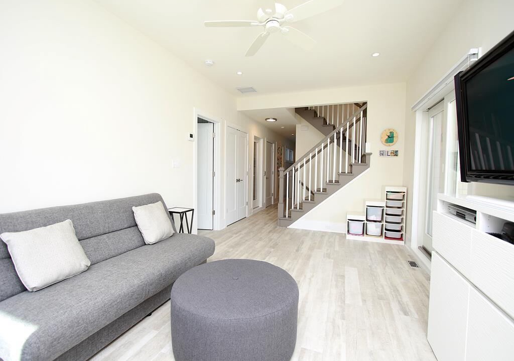 Photo of Livingroom in Ship Bottom