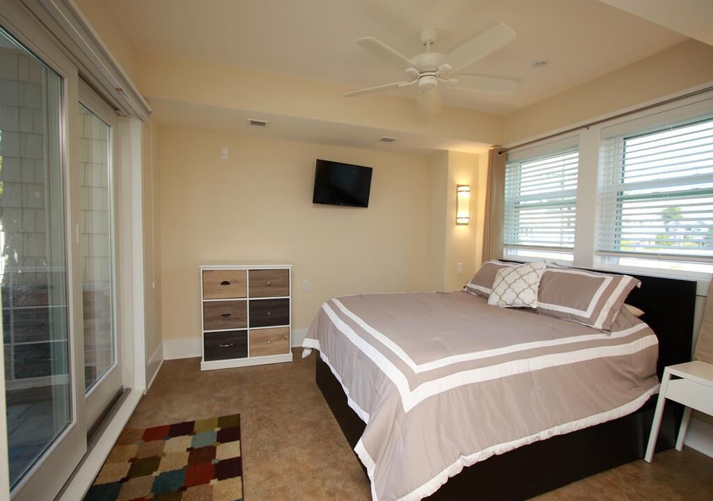 Photo of Bedroom in Ship Bottom