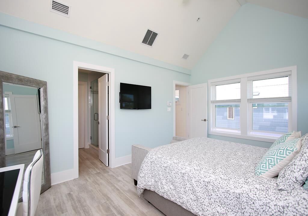 Photo of Bedroom in Ship Bottom