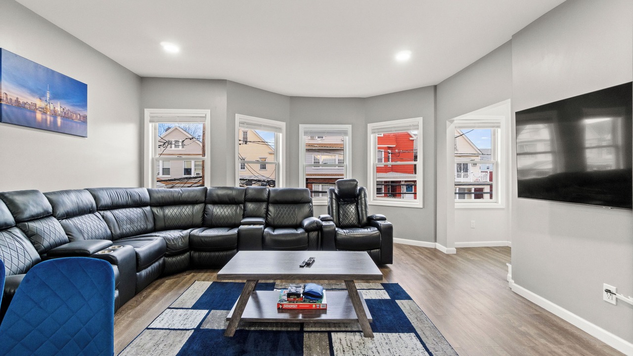 Photo of Livingroom in Constable Hook