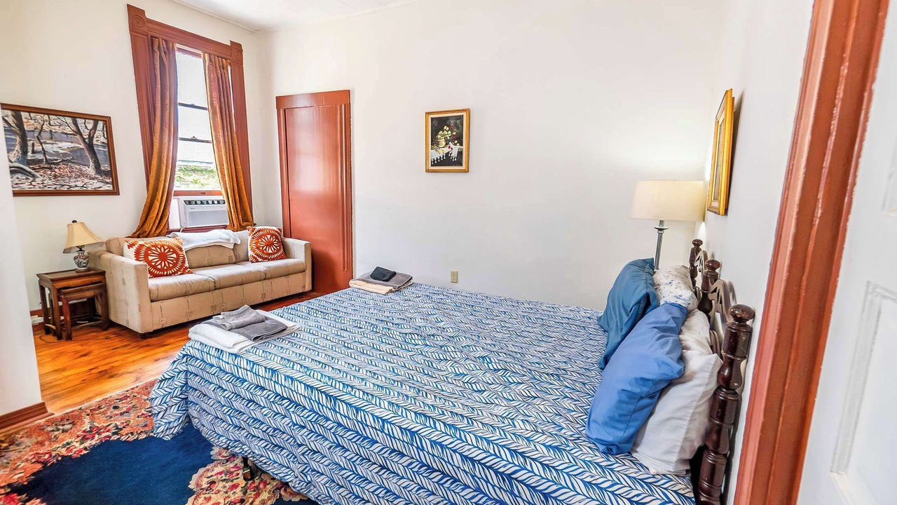 Photo of Bedroom in Homestead
