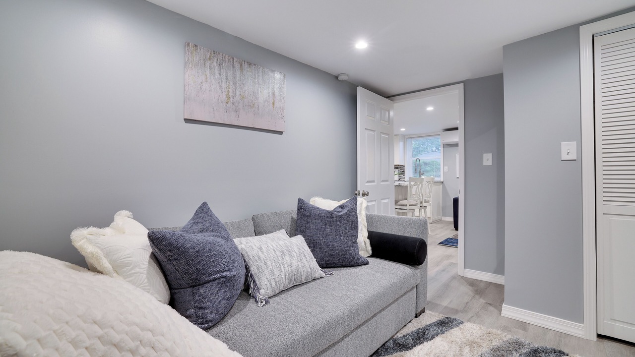 Photo of Livingroom in Tobyhanna