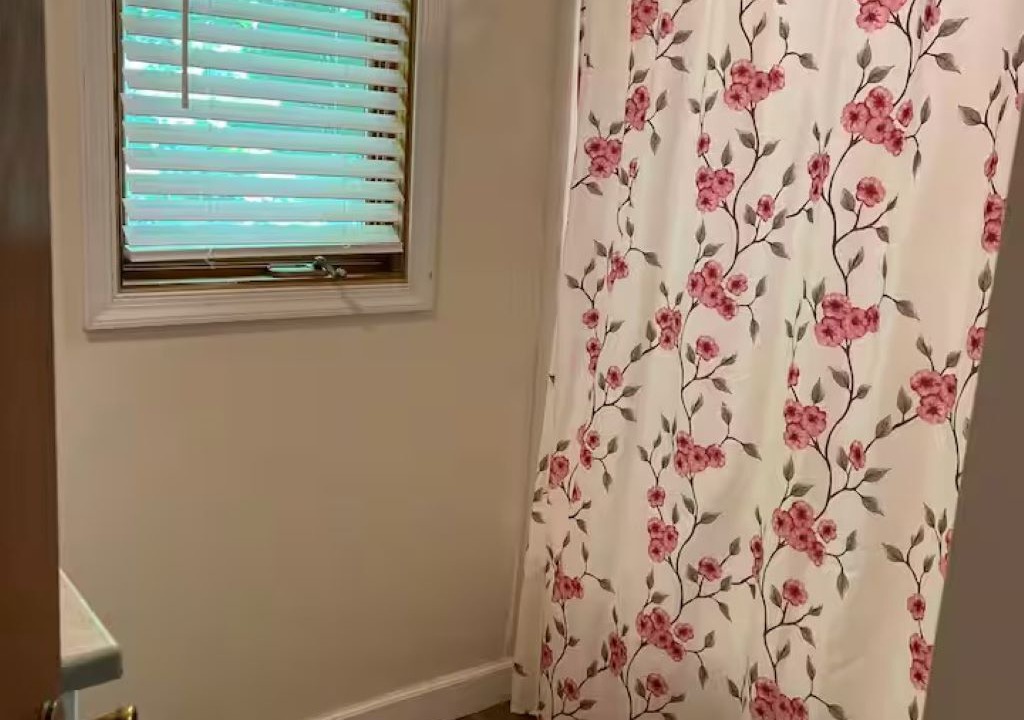 Photo of Bathroom in Wendover