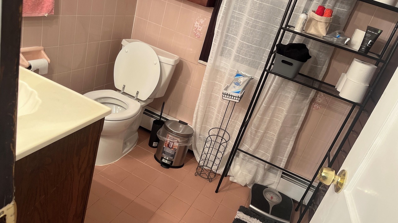 Photo of Bathroom in Fords