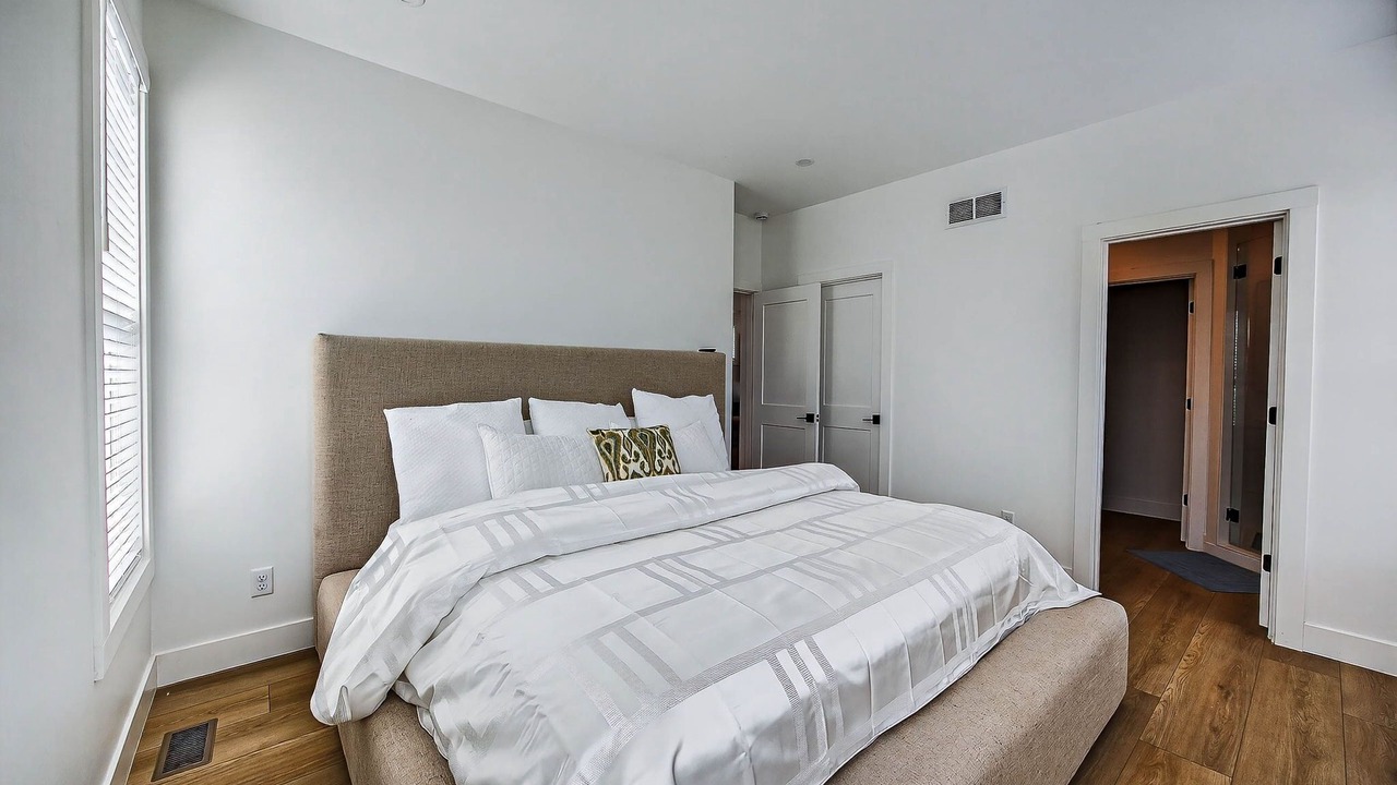 Photo of Bedroom in Northeast South Bend