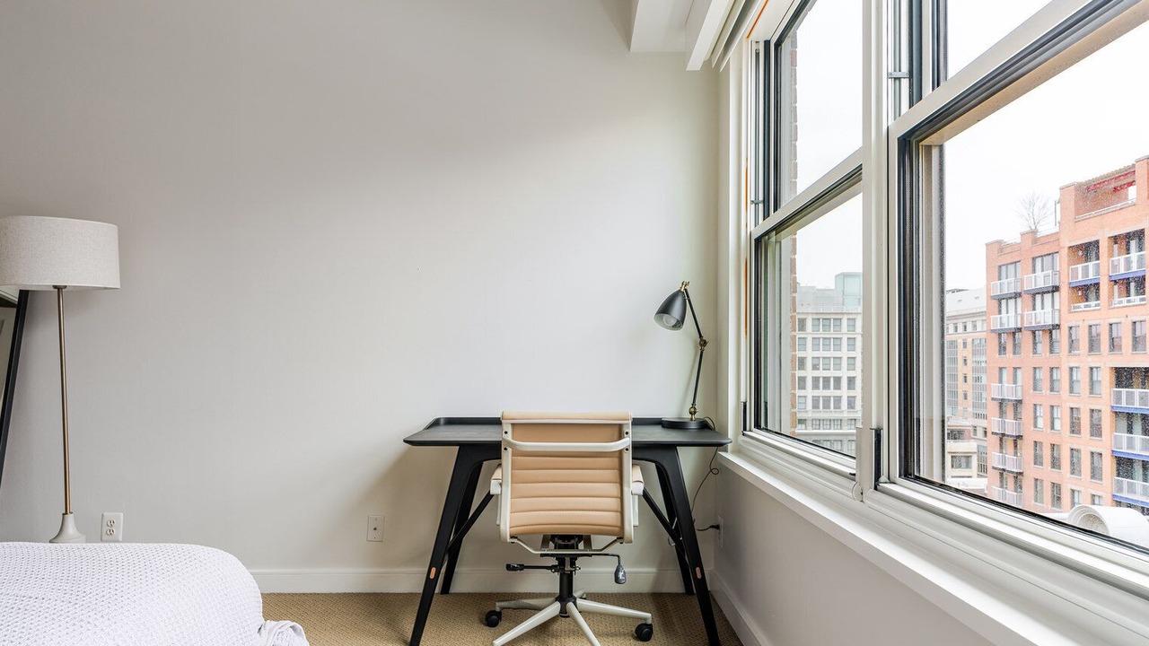 Photo of Bedroom in Penn Quarter