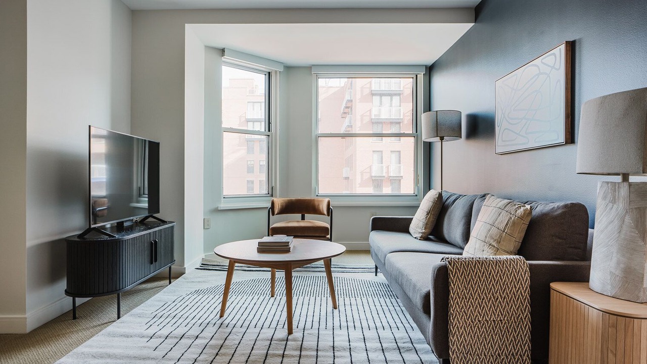 Photo of Livingroom in Penn Quarter
