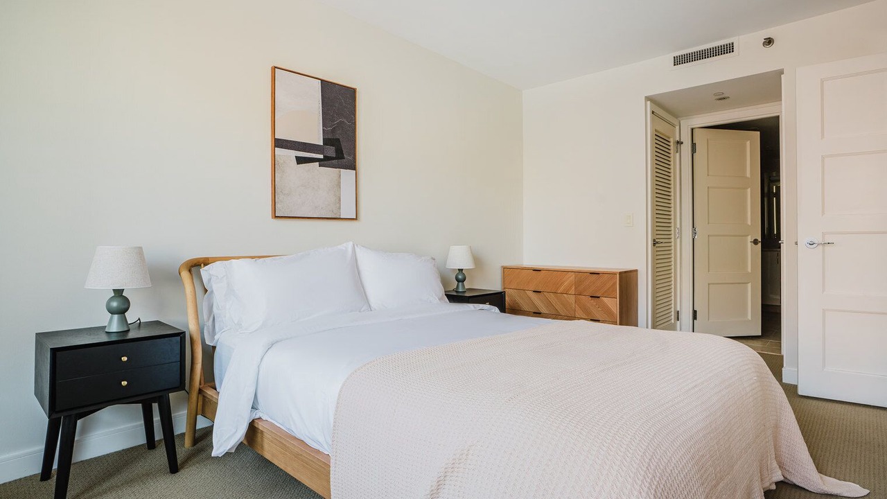 Photo of Bedroom in Penn Quarter