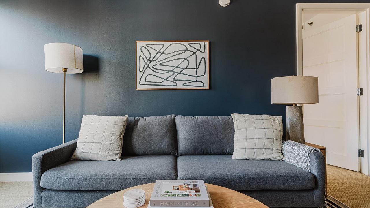 Photo of Livingroom in Penn Quarter
