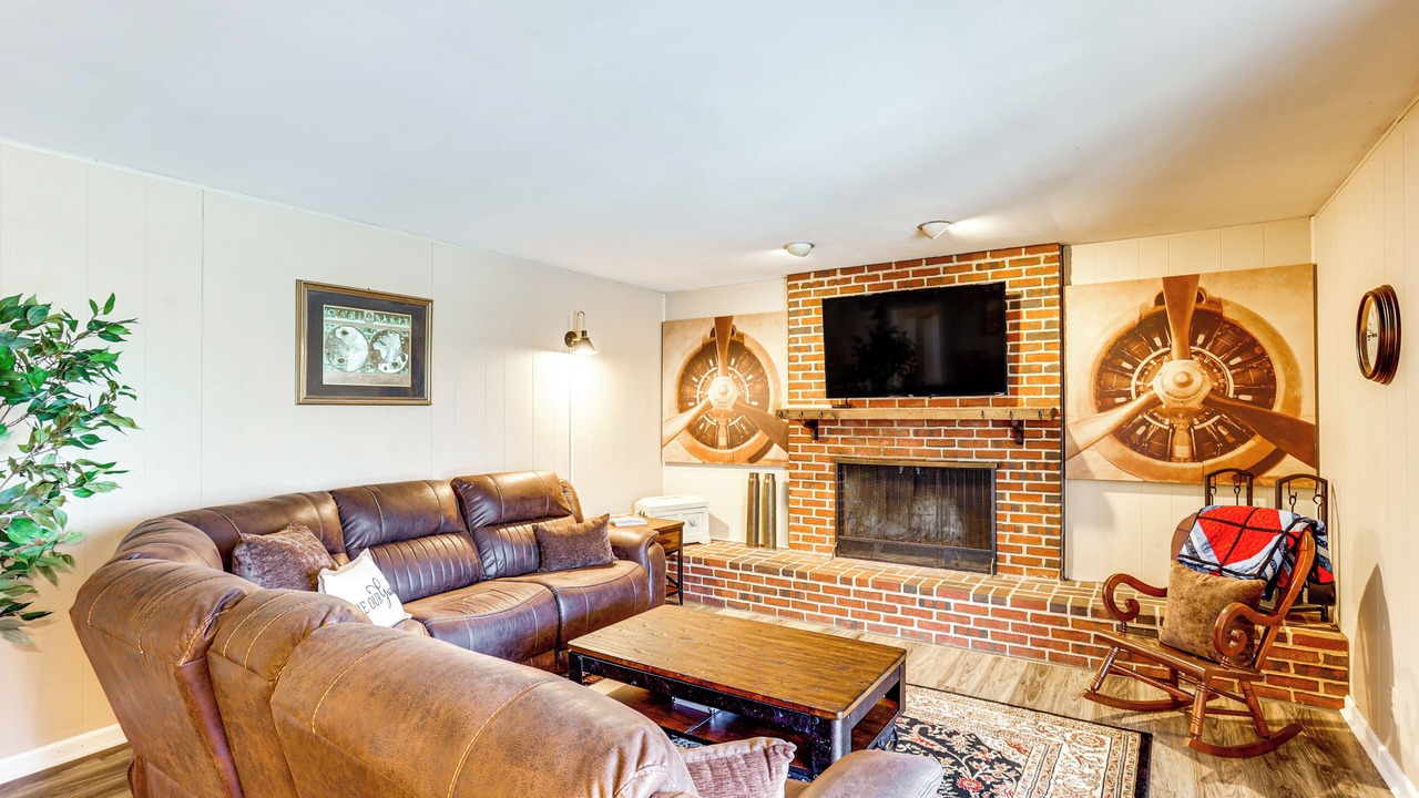 Photo of Livingroom in Palmyra