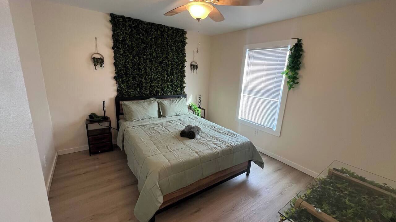 Photo of Bedroom in Woodburn