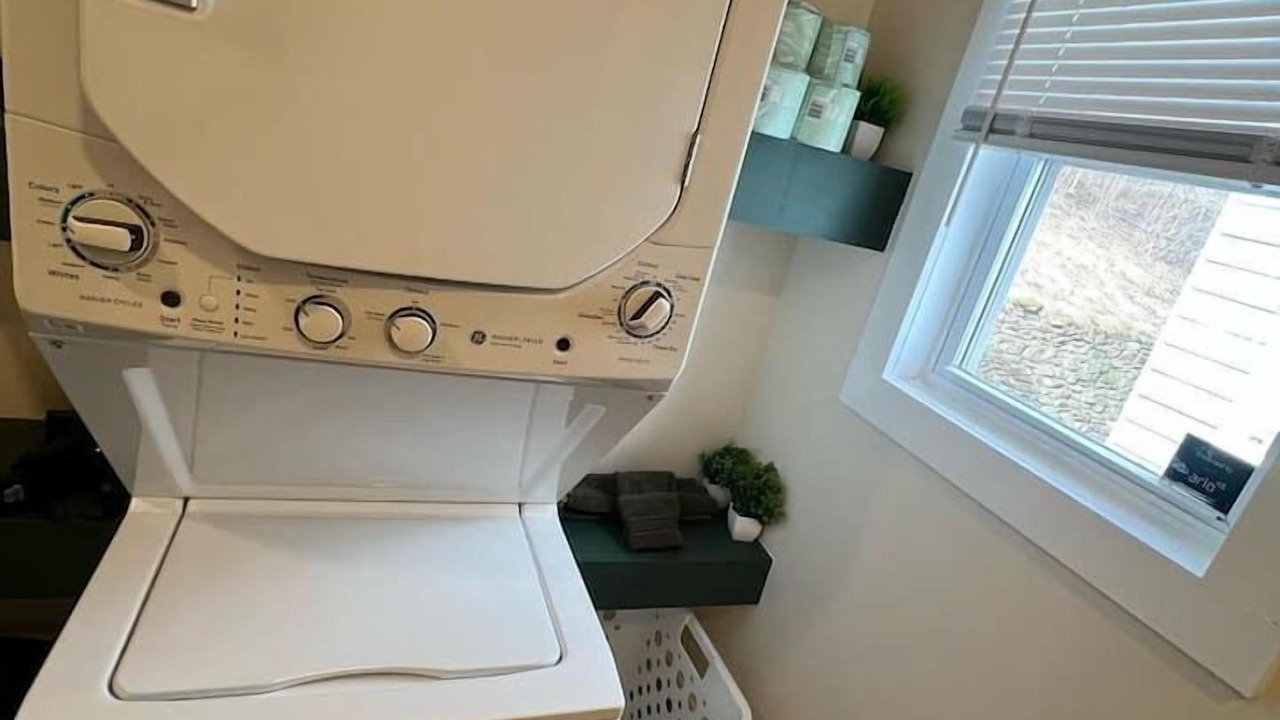 Photo of Bathroom in Woodburn