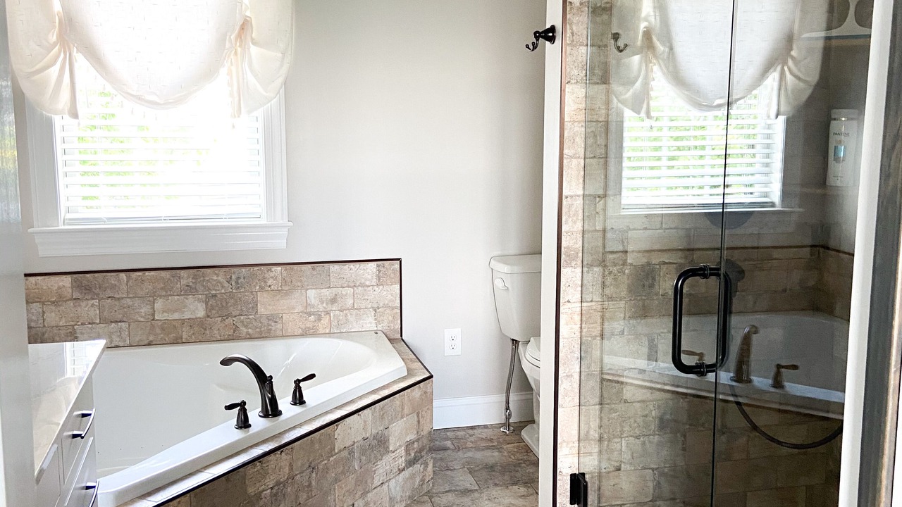 Photo of Bathroom in Gap