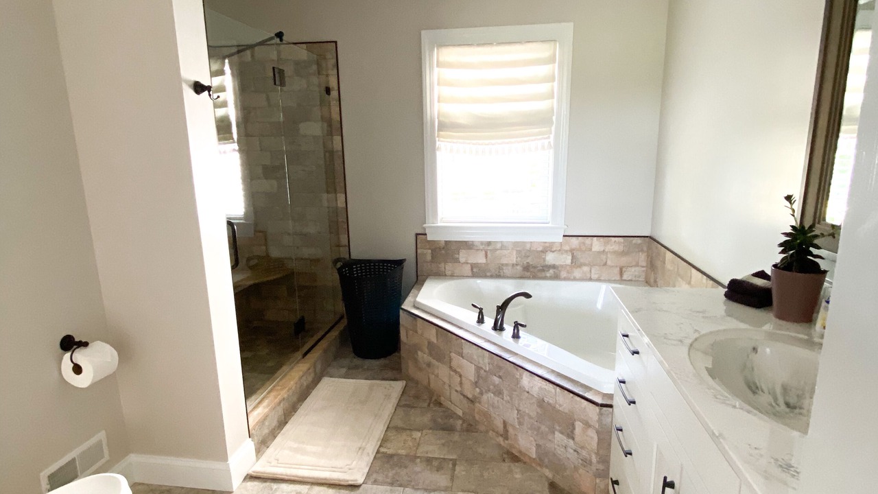 Photo of Bathroom in Gap