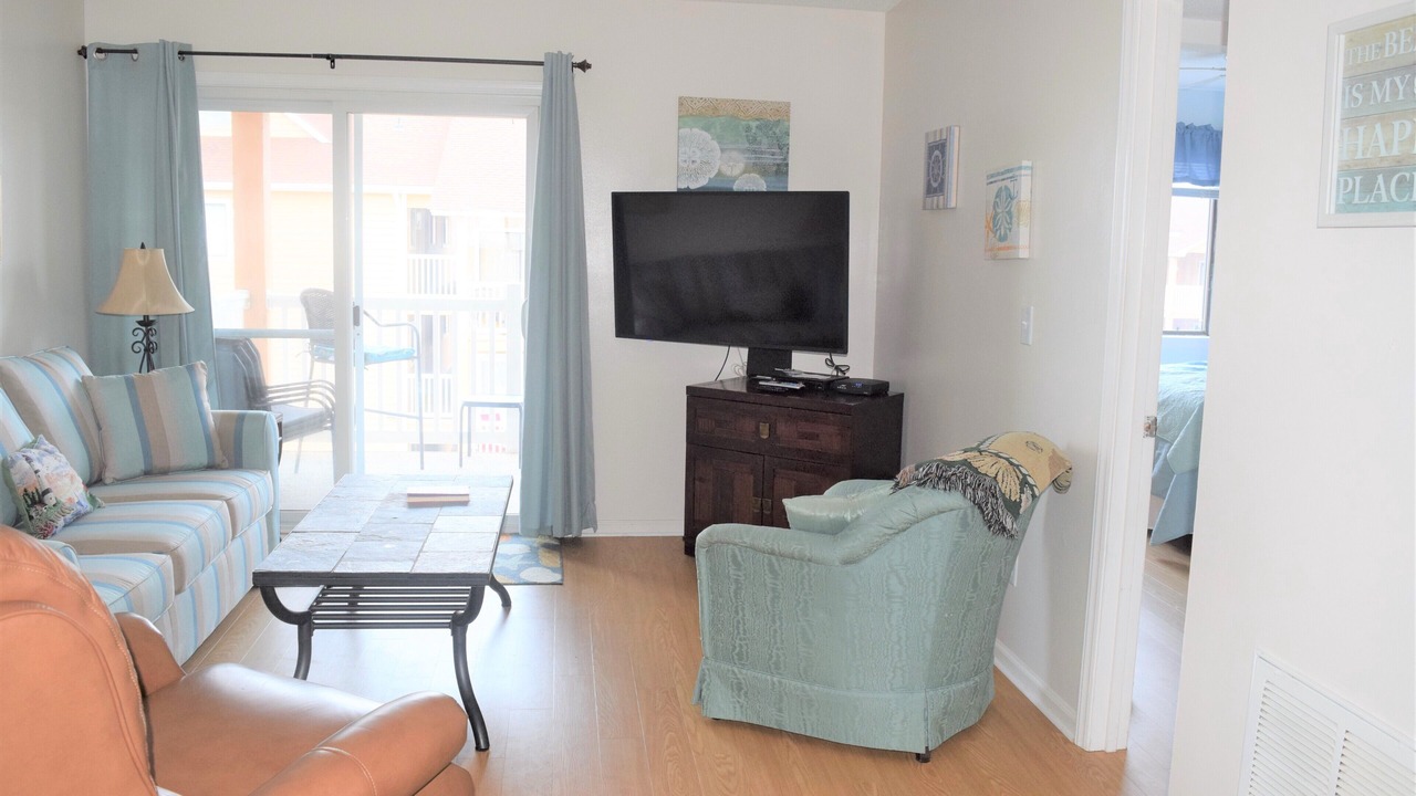 Photo of Livingroom in Wilmington Beach
