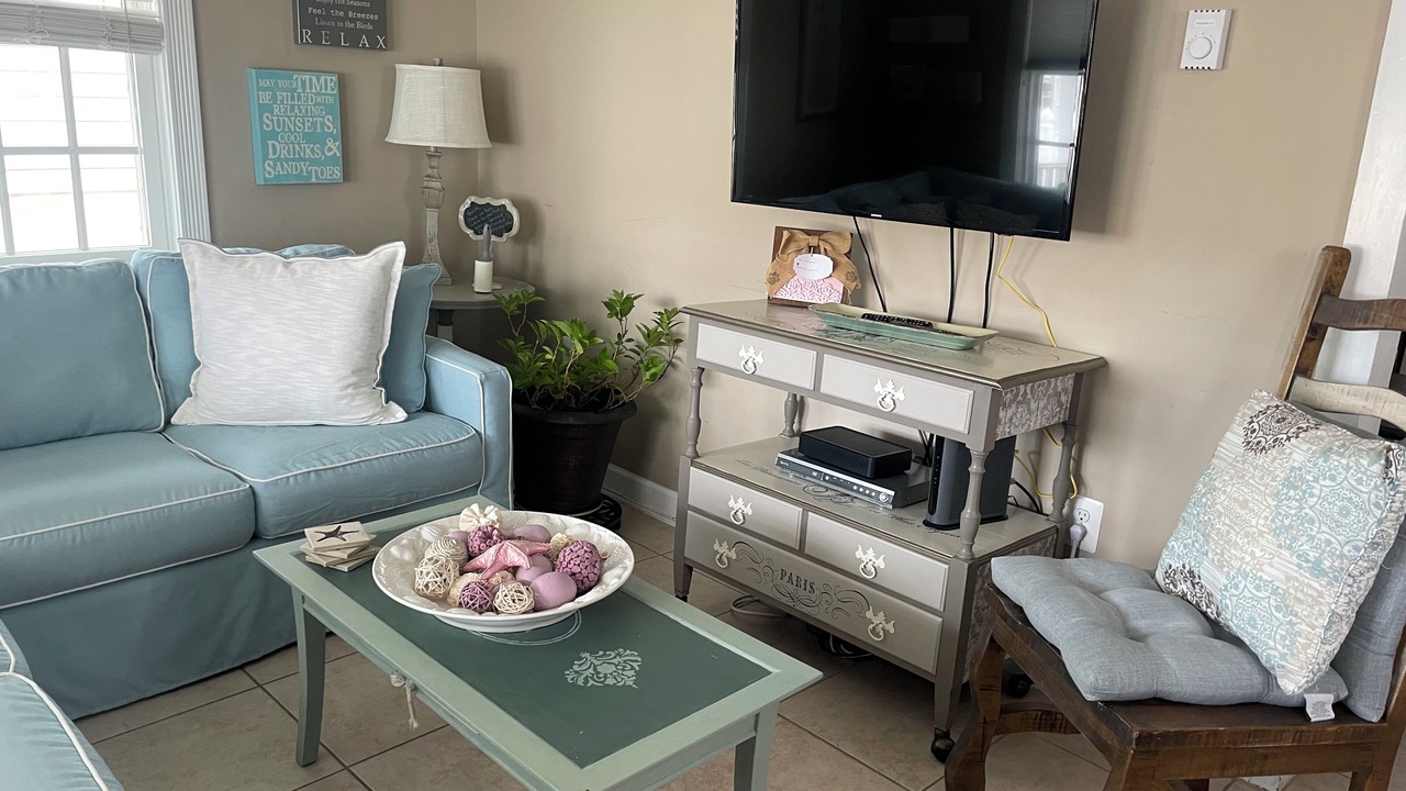 Photo of Livingroom in North End