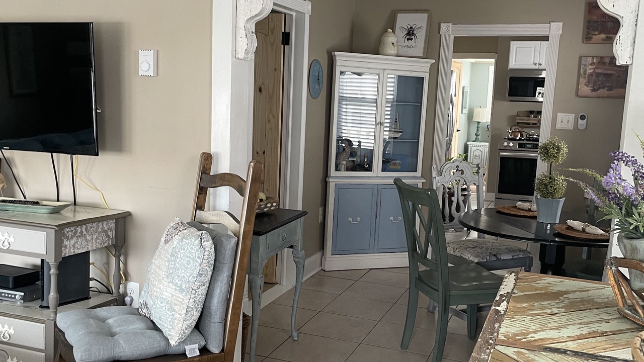 Photo of Livingroom in North End