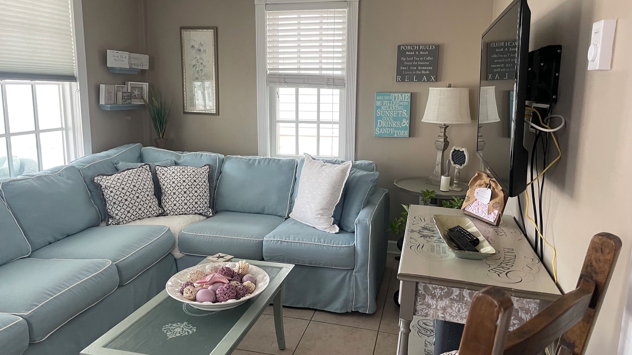 Photo of Livingroom in North End