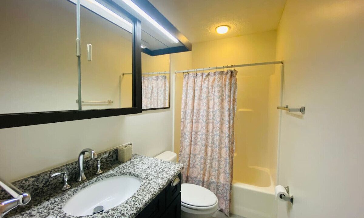 Photo of Bathroom in Duck