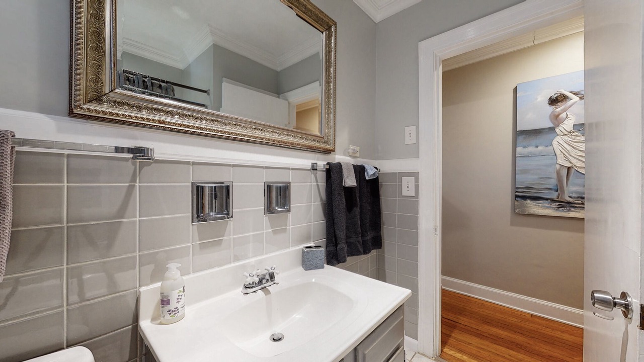 Photo of Bathroom in Green Hills