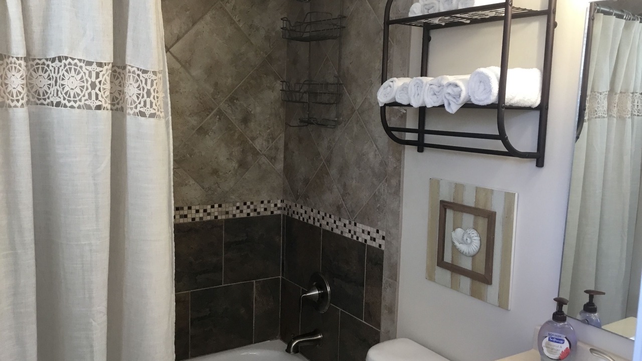 Photo of Bathroom in Geneva-on-the-Lake