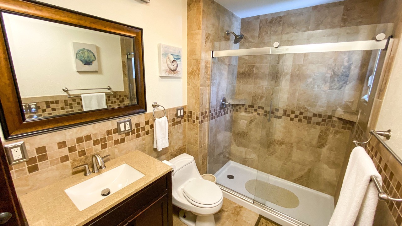 Photo of Bathroom in Oak Harbor