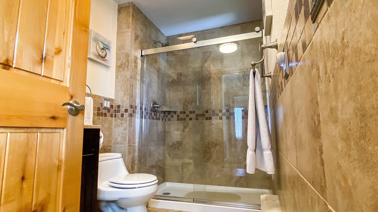 Photo of Bathroom in Oak Harbor